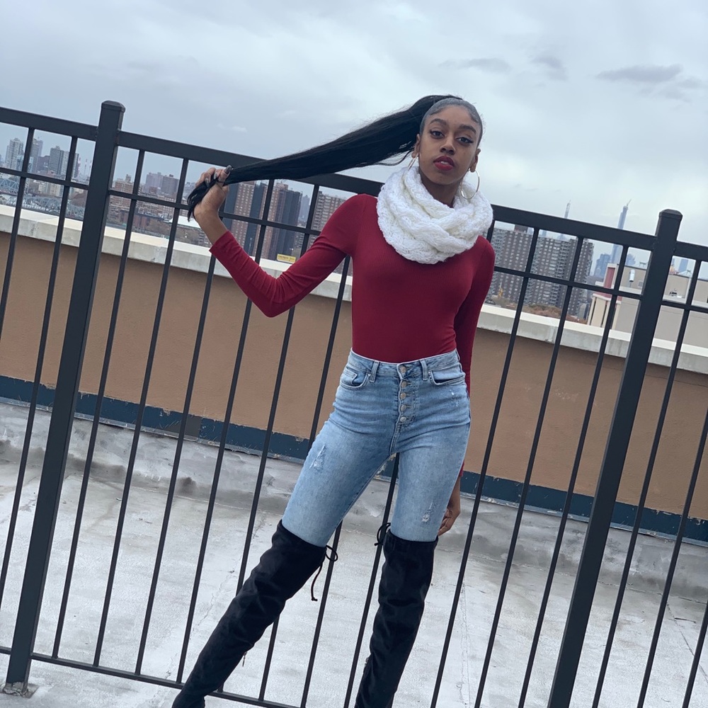 Meet your Posher, Amaya